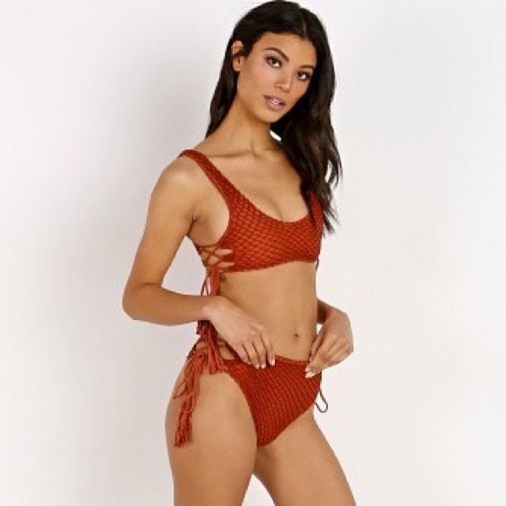 Acacia Crochet Hunter Rust Color Bikini Top and Bottom Mai Tai Sz S Host Pick